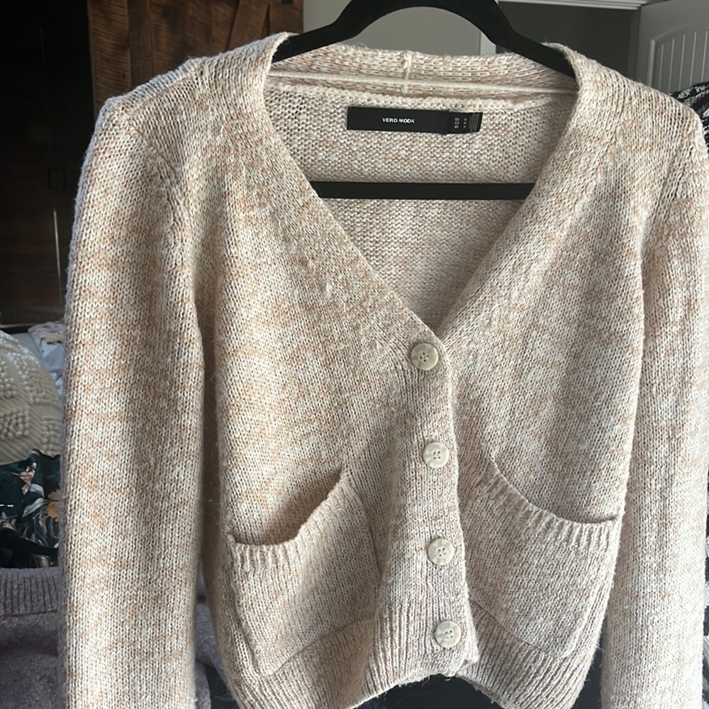 vero moda tan button cardigan